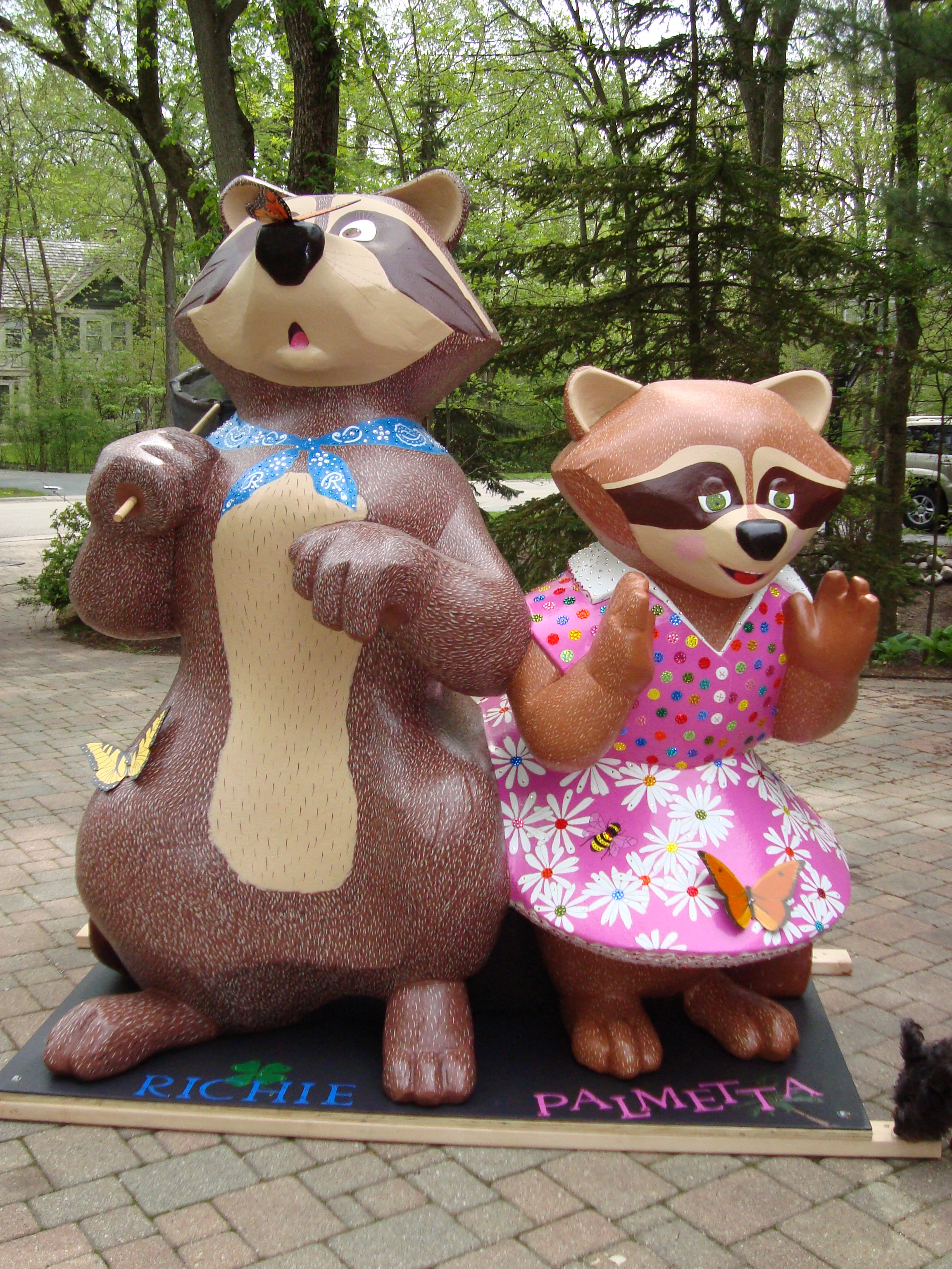 Richie and Palmetta Large Sculpture Linda Dolack Palmetto Health Children's Hospital Columbia South Carolina